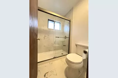 615 W 25th Place, Chicago, IL 60616 - Photo 19