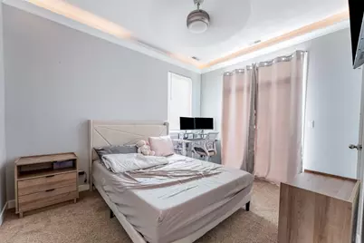 7930 W Grand Avenue #3W, Elmwood Park, IL 60707 - Photo 9