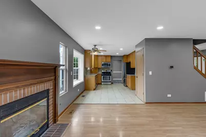 2S601 River Oaks Drive, Warrenville, IL 60555 - Photo 13