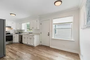 615 N Hickory Ave, Arlington Heights, IL 60004 - Photo 11