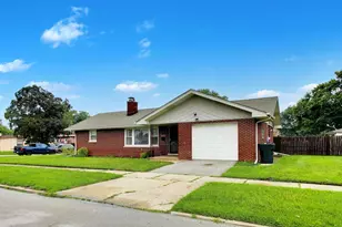 14242 Park Ave, Dolton, IL 60419 - Photo 3