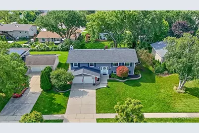1255 Mayfield Lane, Hoffman Estates, IL 60169 - Photo 27