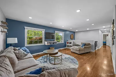 1255 Mayfield Lane, Hoffman Estates, IL 60169 - Photo 5