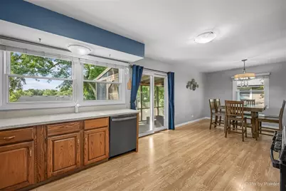 1255 Mayfield Lane, Hoffman Estates, IL 60169 - Photo 11