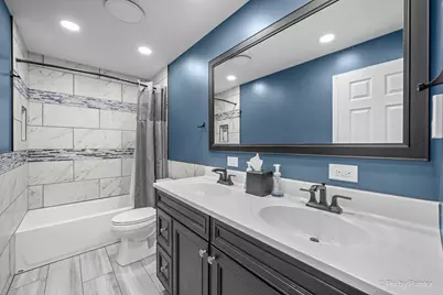 1255 Mayfield Lane, Hoffman Estates, IL 60169 - Photo 13