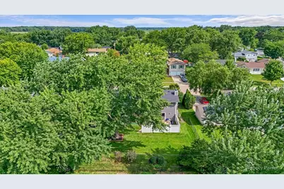 1255 Mayfield Lane, Hoffman Estates, IL 60169 - Photo 35