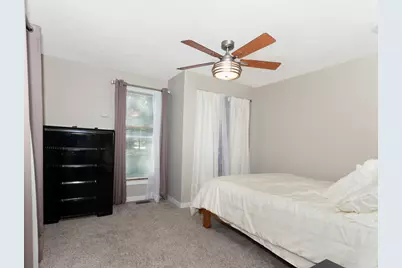 101 E White Street, Pontiac, IL 61764 - Photo 17