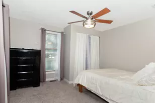 101 E White St, Pontiac, IL 61764 - Photo 17