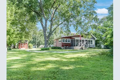 101 E White Street, Pontiac, IL 61764 - Photo 21