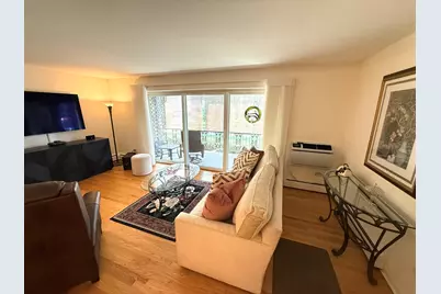 927 8th Avenue #8, La Grange, IL 60525 - Photo 3