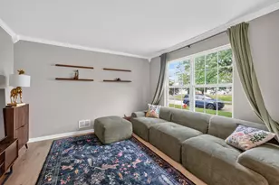 523 Horizon Ln, Dekalb, IL 60115 - Photo 9