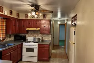 5913 W 89th St, Oak Lawn, IL 60453 - Photo 3