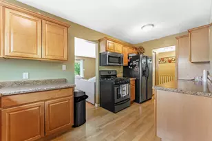 54 Cambridge Ln, Glendale Heights, IL 60139 - Photo 5