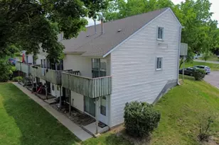 89 Maude Ave, Fox Lake, IL 60020 - Photo 1