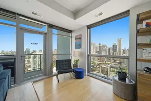 303 W Ohio St, Chicago, IL 60654 - Photo 7
