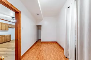 2101 W 51st St, Chicago, IL 60609 - Photo 9