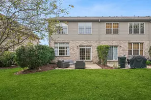 9046 Mansfield Dr, Tinley Park, IL 60487 - Photo 23