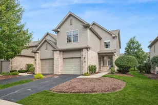 9046 Mansfield Dr, Tinley Park, IL 60487 - Photo 1