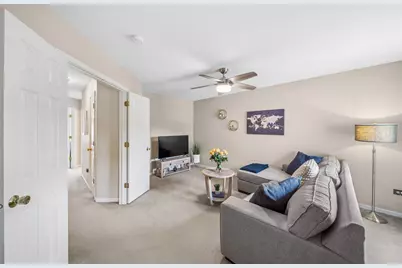 9046 Mansfield Drive, Tinley Park, IL 60487 - Photo 15