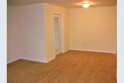 2207 Silverstone Drive #2207, Carpentersville, IL 60110 - Photo 7