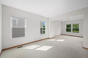 2072 Norwich Dr, Bartlett, IL 60103 - Photo 9