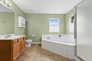 2318 W Cascade Circle, Round Lake, IL 60073 - Photo 13