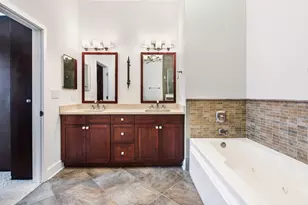 740 W Fulton St, Chicago, IL 60661 - Photo 21