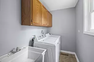 8731 S 80th Ct, Hickory Hills, IL 60457 - Photo 21