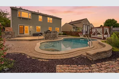 4811 Bordeaux Drive, Lake in the Hills, IL 60156 - Photo 45