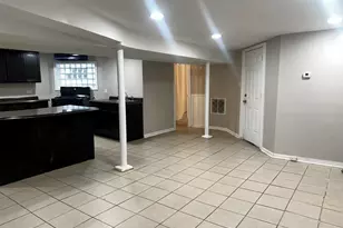 7719 S Essex Ave, Chicago, IL 60649 - Photo 3