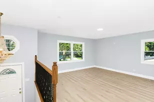 7128 Glenwood Ln, Hanover Park, IL 60133 - Photo 11