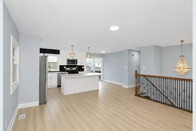 [Address not provided], Hanover Park, IL 60133 - Photo 5