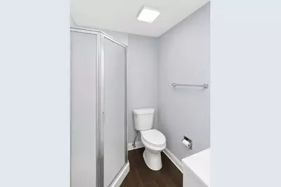 [Address not provided], Schaumburg, IL 60193 - Photo 17
