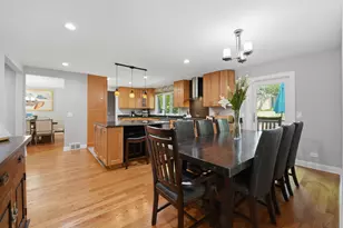 26792 W Lakeview Dr S, Lake Barrington, IL 60084 - Photo 13