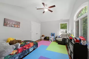 26792 W Lakeview Dr S, Lake Barrington, IL 60084 - Photo 17
