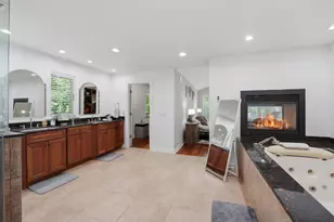 26792 W Lakeview Dr S, Lake Barrington, IL 60084 - Photo 25