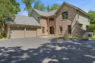 26792 W Lakeview Dr S, Lake Barrington, IL 60084 - Photo 1