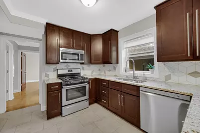 5526 Washington Street, Morton Grove, IL 60053 - Photo 3