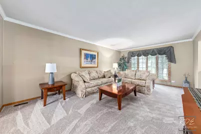 1517 Hampton Court, Naperville, IL 60565 - Photo 3