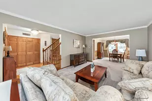 1517 Hampton Ct, Naperville, IL 60565 - Photo 5