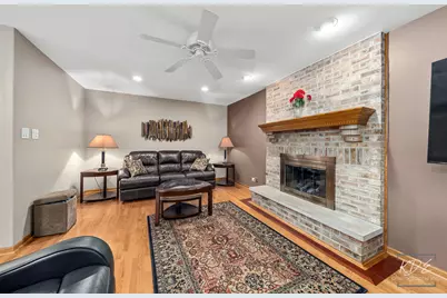 1517 Hampton Court, Naperville, IL 60565 - Photo 13