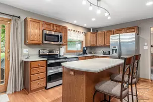 1517 Hampton Ct, Naperville, IL 60565 - Photo 9