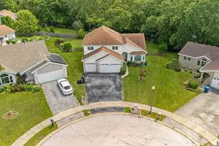 230 Lakeview Ct, Steger, IL 60475 - Photo 3