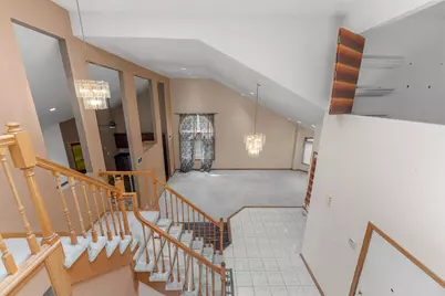 230 Lakeview Court, Steger, IL 60475 - Photo 7