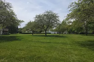12 Parkside Ct, Vernon Hills, IL 60061 - Photo 17