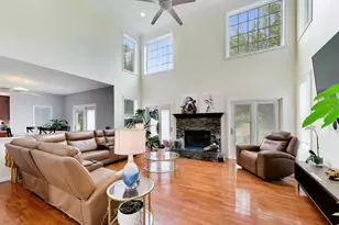 5667 Notting Hill Rd, Gurnee, IL 60031 - Photo 9
