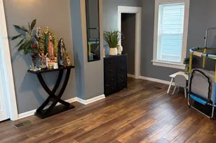 727 Superior St, Aurora, IL 60505 - Photo 5