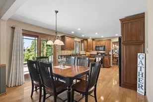 8130 Edgebrook Ln, Tinley Park, IL 60487 - Photo 11
