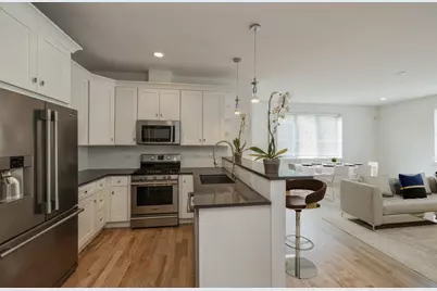 2505 W Potomac Avenue #1W, Chicago, IL 60622 - Photo 3