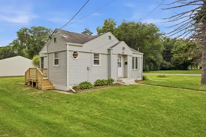 203 Pearl Avenue, Loves Park, IL 61111 - Photo 3